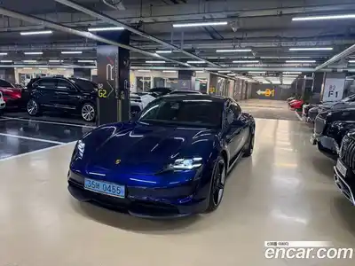 Porsche Taycan, 2023, 24 312 км