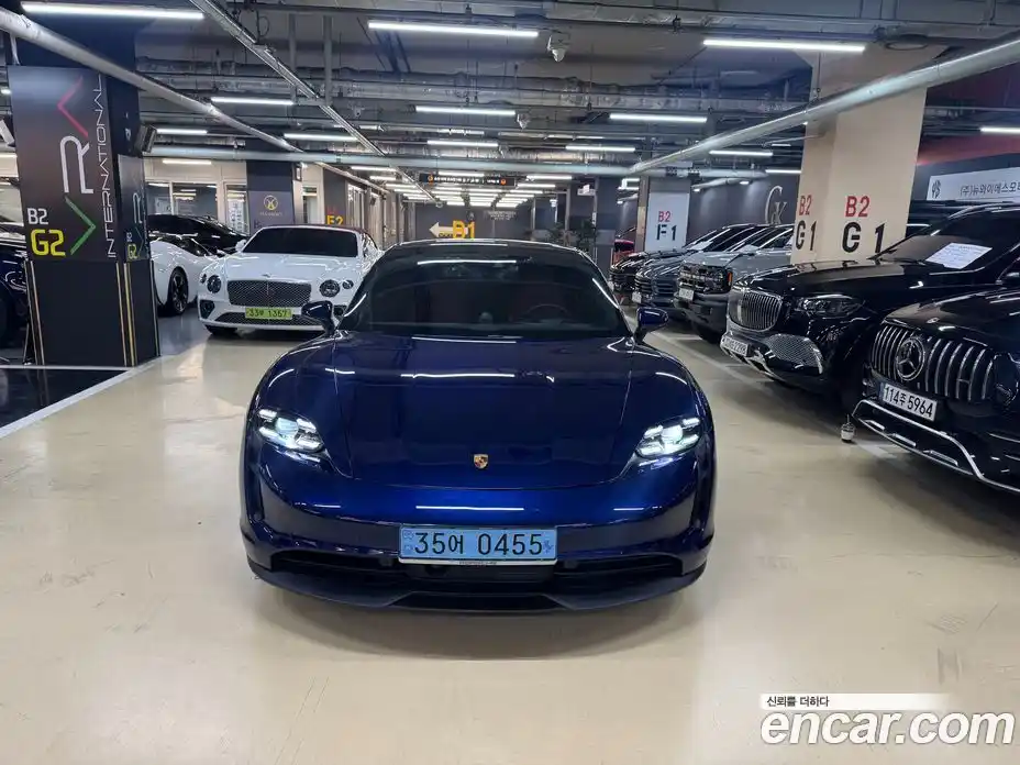 Porsche Taycan 2023 0.1 автомат (гидро), фото 3