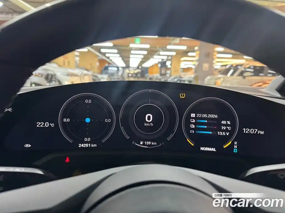 Porsche Taycan 2023 0.1 автомат (гидро), фото 8
