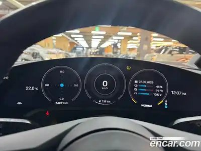 Porsche Taycan 2023 0.1 автомат (гидро), миниатюра 8