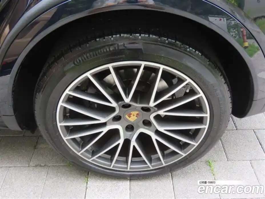 Porsche Cayenne 2022 3.0 автомат (гидро), фото 16