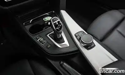 BMW 3 серия 2017 2.0 автомат (гидро), миниатюра 12