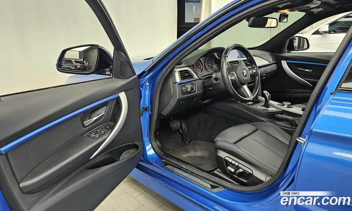 BMW 3 серия 2017 2.0 автомат (гидро), фото 13