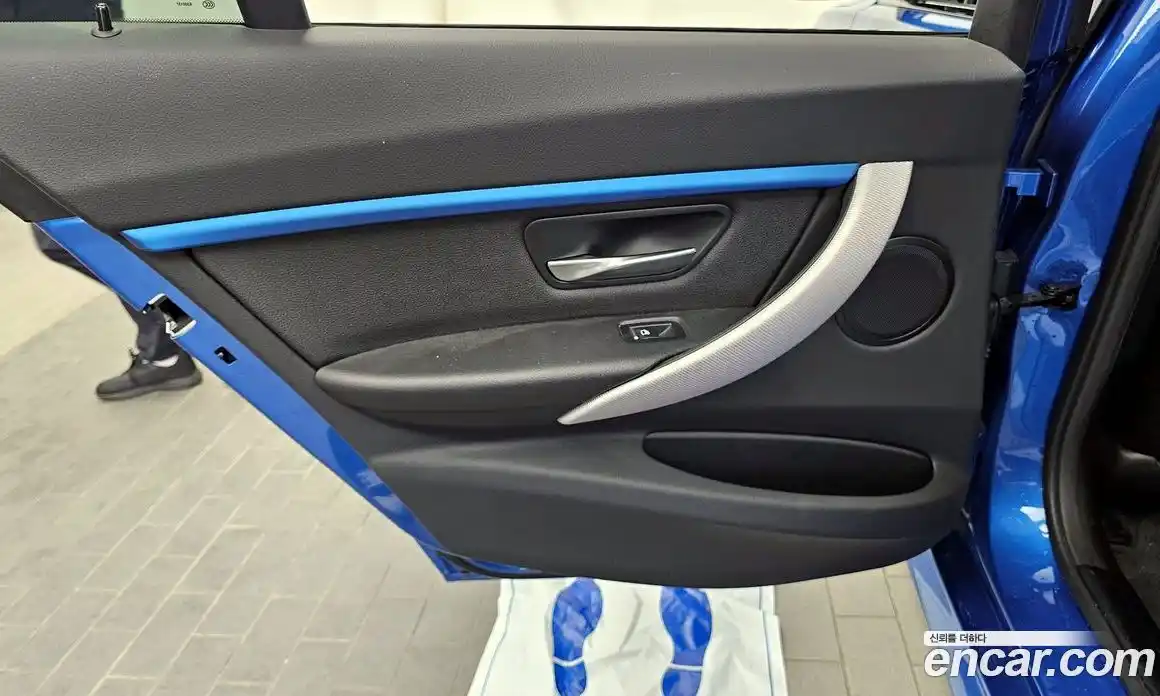 BMW 3 серия 2017 2.0 автомат (гидро), фото 15