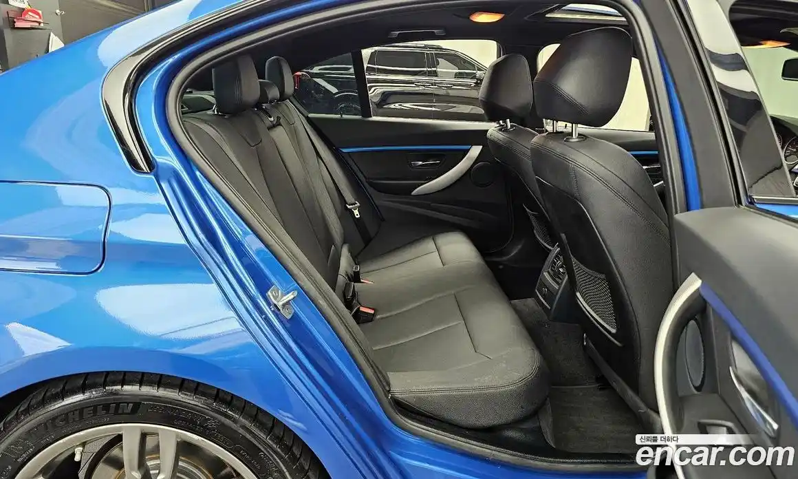 BMW 3 серия 2017 2.0 автомат (гидро), фото 18