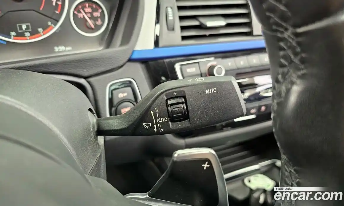 BMW 3 серия 2017 2.0 автомат (гидро), фото 28