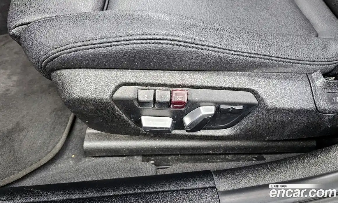 BMW 3 серия 2017 2.0 автомат (гидро), фото 32