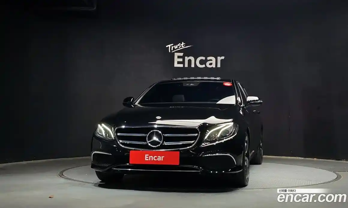 Mercedes-Benz E-Class 2020 2.0 автомат (гидро), фото 3