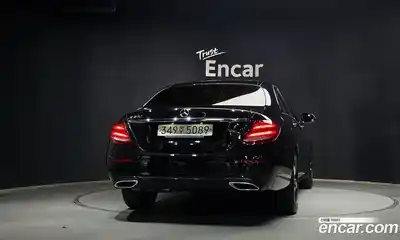 Mercedes-Benz E-Class 2020 2.0 автомат (гидро), миниатюра 4