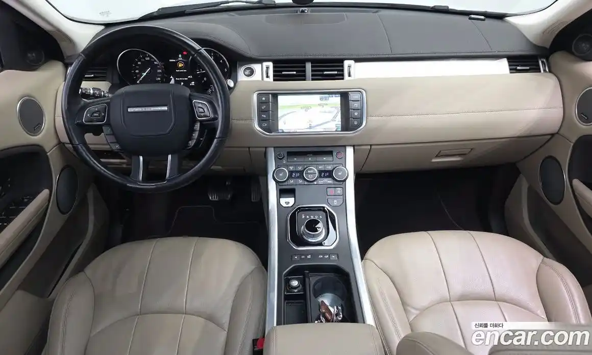 Land Rover Range Rover Evoque 2016 2.0 автомат (гидро), фото 7