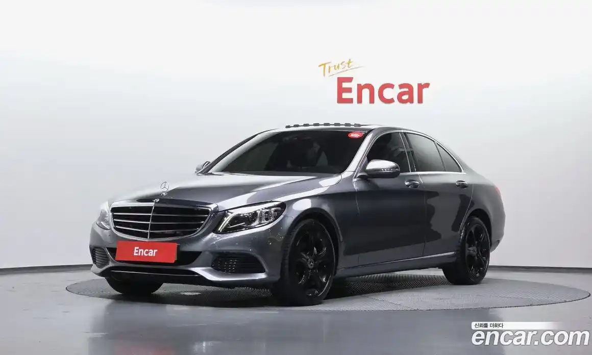 Mercedes-Benz C-Class 2018 2.0 гидро, фото 1 Mercedes-Benz C-Class 2018 2.0 гидро, фото 1