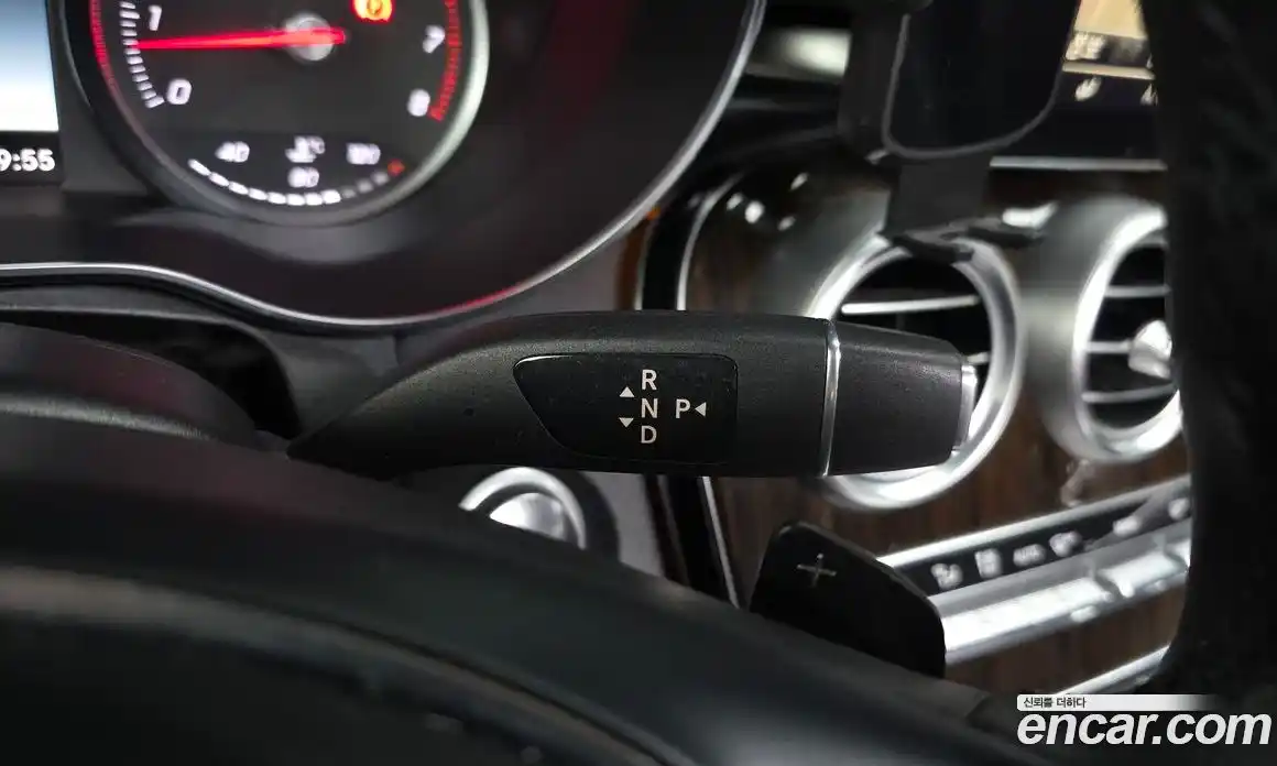 Mercedes-Benz C-Class 2018 2.0 гидро, фото 12 Mercedes-Benz C-Class 2018 2.0 гидро, фото 12