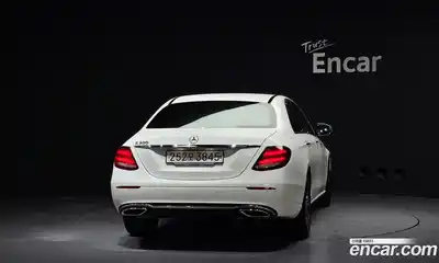Mercedes-Benz E-Class 2020 2.0 автомат (гидро), миниатюра 4