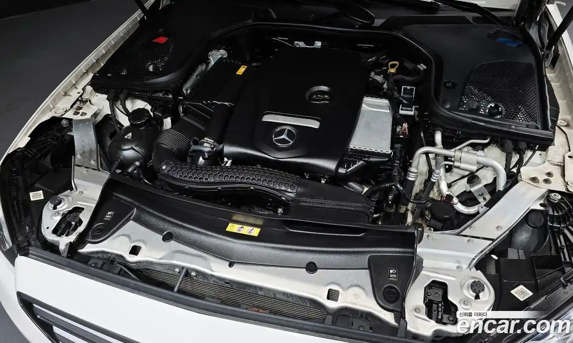 Mercedes-Benz E-Class 2020 2.0 автомат (гидро), фото 6