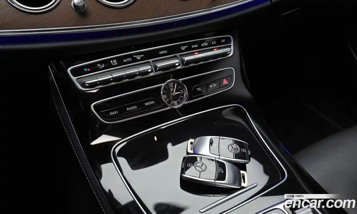 Mercedes-Benz E-Class 2018 2.0 автомат (гидро), фото 23
