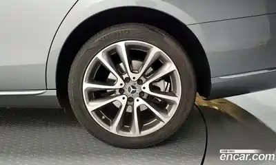 Mercedes-Benz E-Class 2018 2.0 автомат (гидро), миниатюра 7