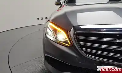 Mercedes-Benz E-Class 2018 2.0 автомат (гидро), миниатюра 8