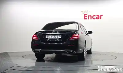 Mercedes-Benz E-Class 2017 2.0 автомат (гидро), миниатюра 4