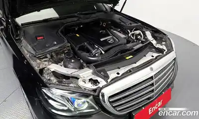 Mercedes-Benz E-Class 2017 2.0 автомат (гидро), миниатюра 6
