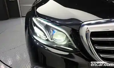 Mercedes-Benz E-Class 2017 2.0 автомат (гидро), миниатюра 8