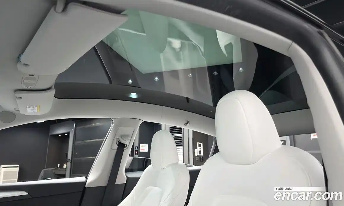 Tesla Model Y 2024 0.2 гидро, фото 16