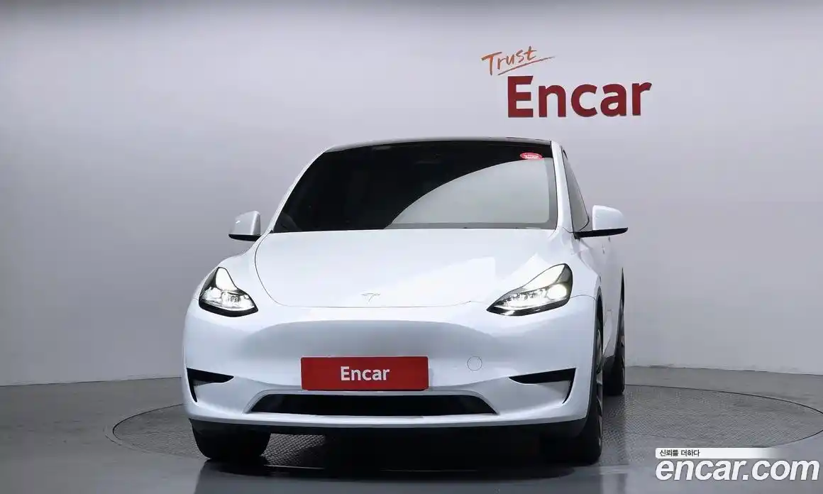 Tesla Model Y 2024 0.2 гидро, фото 3