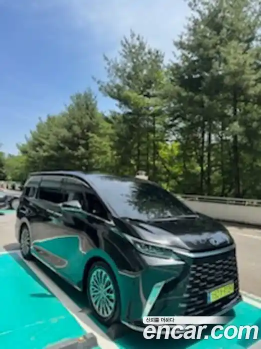 Lexus LM 2025 2.4 гидро, фото 3