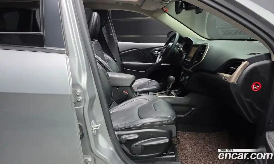 Jeep Cherokee 2015 2.0 автомат (гидро), фото 11