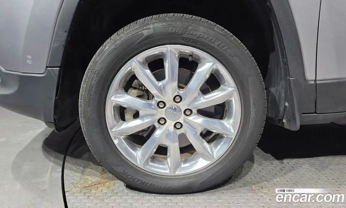 Jeep Cherokee 2015 2.0 автомат (гидро), фото 5