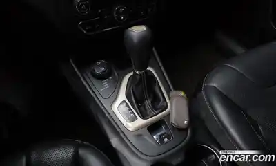 Jeep Cherokee 2015 2.0 автомат (гидро), миниатюра 9