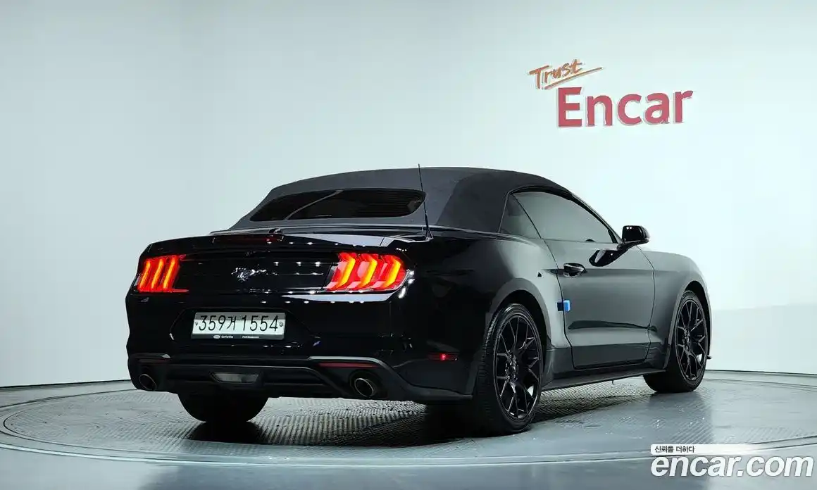 Ford Mustang 2019 2.3 автомат (гидро), фото 35