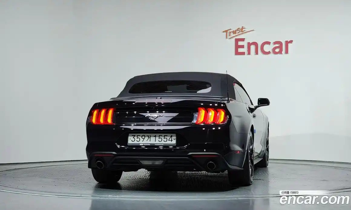Ford Mustang 2019 2.3 автомат (гидро), фото 4
