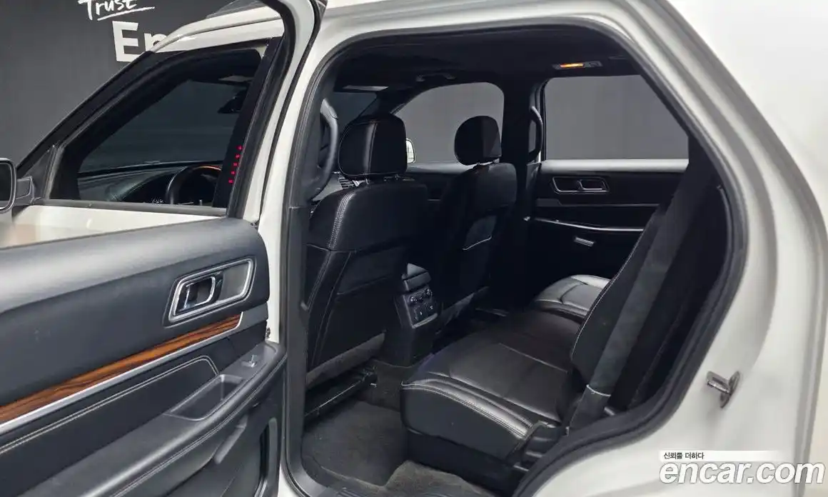 Ford Explorer 2016 2.3 автомат (гидро), фото 16