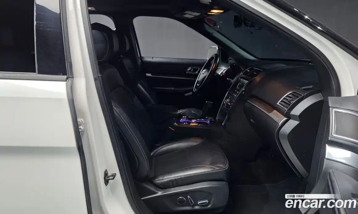 Ford Explorer 2016 2.3 автомат (гидро), фото 17