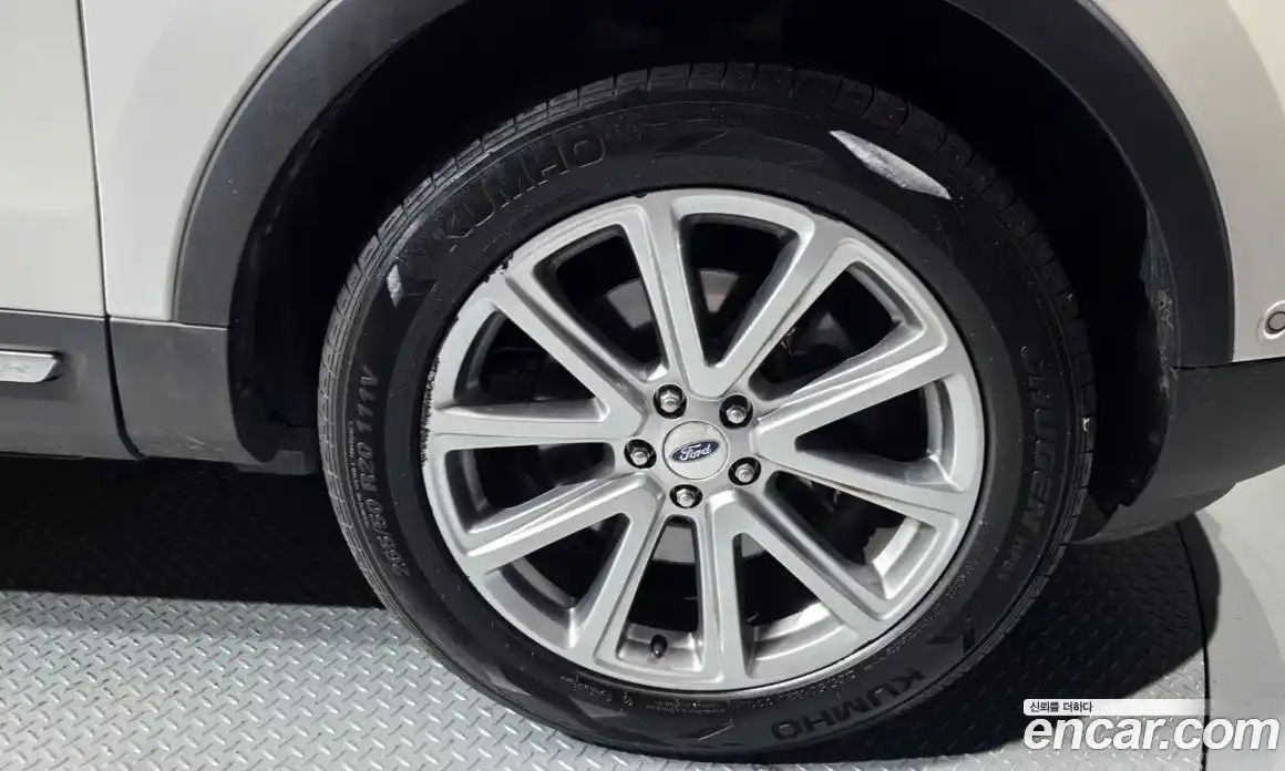 Ford Explorer 2016 2.3 автомат (гидро), фото 7