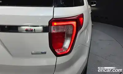 Ford Explorer 2016 2.3 автомат (гидро), миниатюра 9