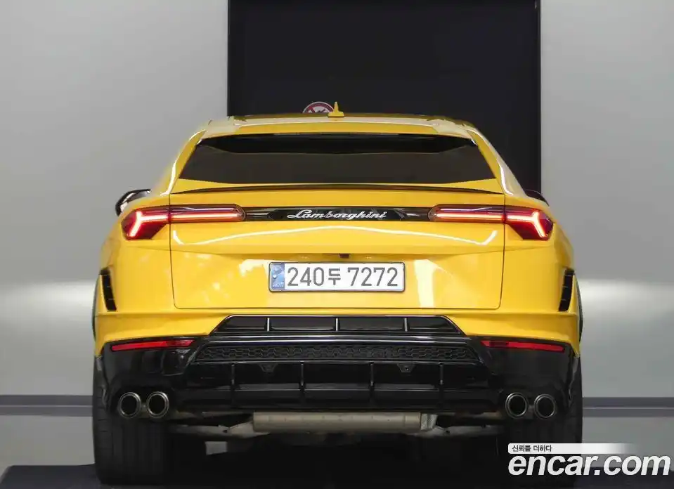 Lamborghini Urus 2024 4.0 гидро, фото 3
