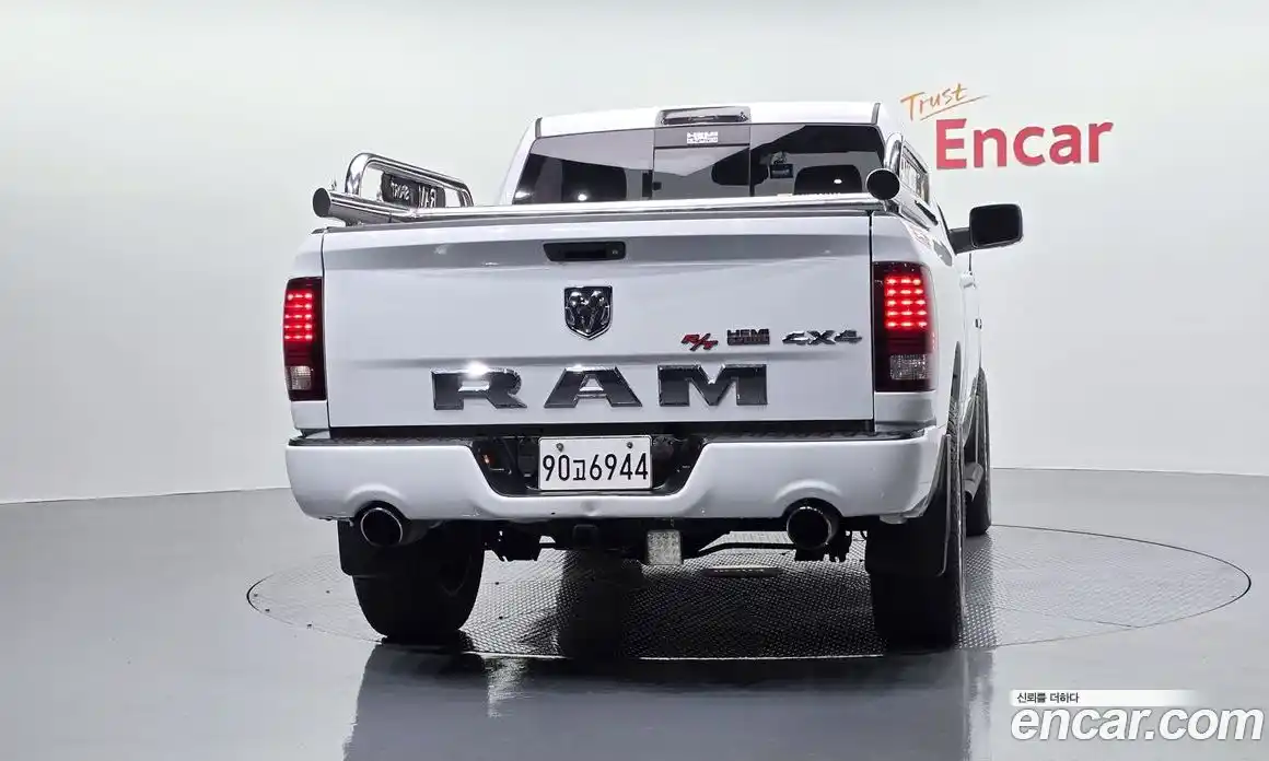 Dodge Ram Pick Up 2017 5.7 гидро, фото 4