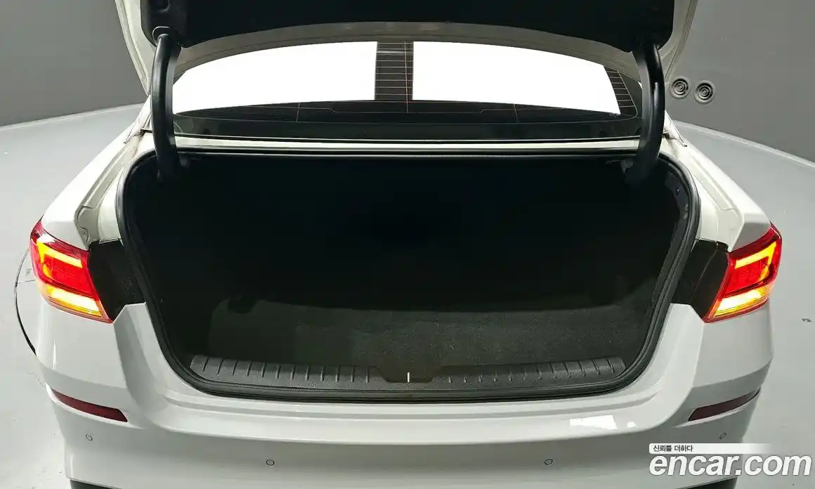 Kia K5 (Optima) 2018 2.0 автомат (гидро), фото 20