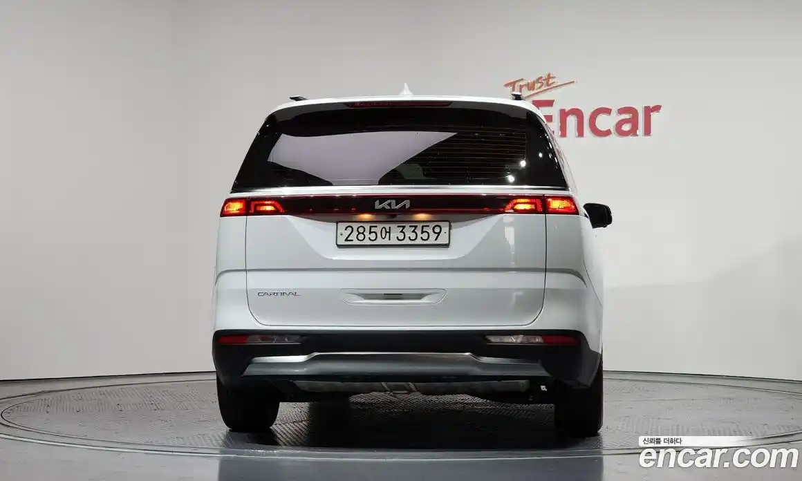 Kia Carnival 2023 3.5 автомат (гидро), фото 4