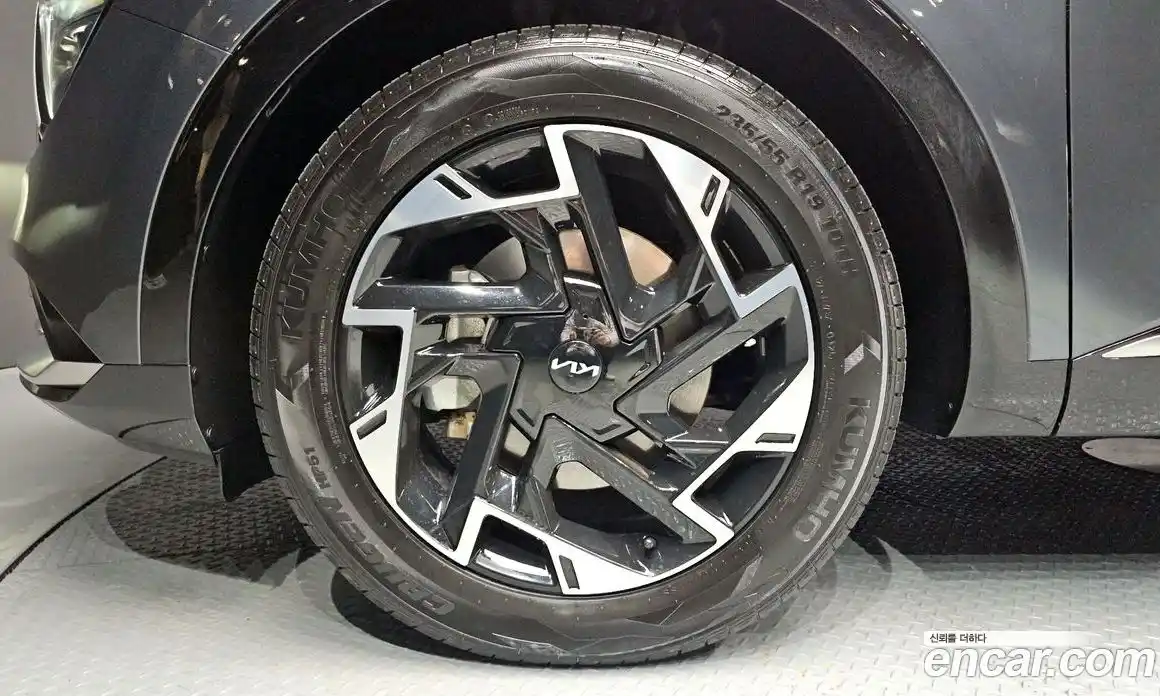 Kia Sportage 2023 1.6 автомат (гидро), фото 5