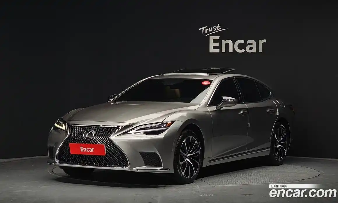 Lexus LS 2023 3.5 гидро, фото 1
