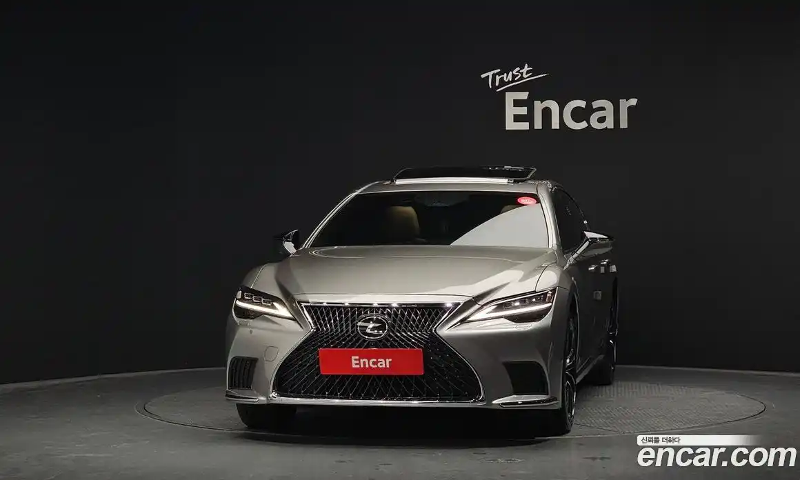 Lexus LS 2023 3.5 гидро, фото 3