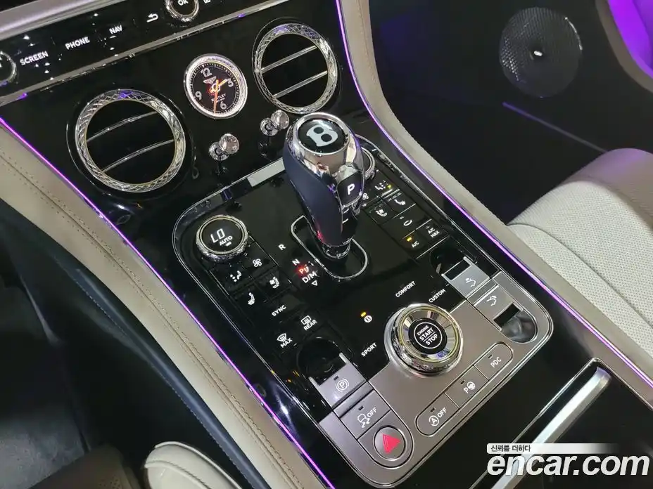 Bentley Continental 2021 4.0 гидро, фото 15