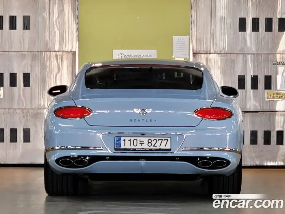 Bentley Continental 2021 4.0 гидро, фото 4