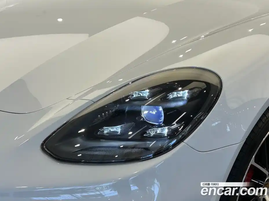Porsche Panamera 2022 2.9 автомат (гидро), фото 17