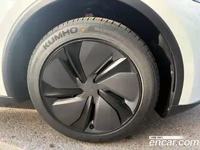 Tesla Model Y 2025 гидро, миниатюра 5