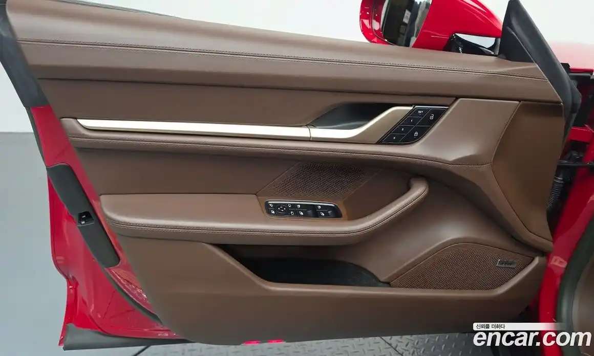 Porsche Taycan 2022 0.1 автомат (гидро), фото 14