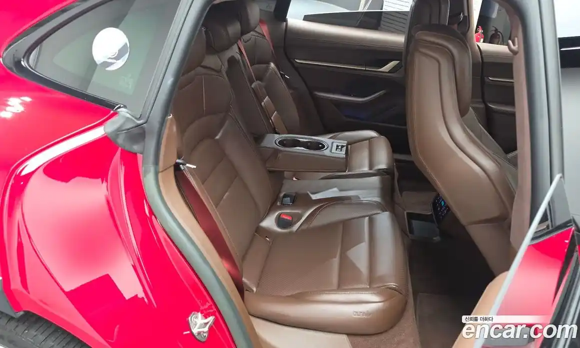 Porsche Taycan 2022 0.1 автомат (гидро), фото 16