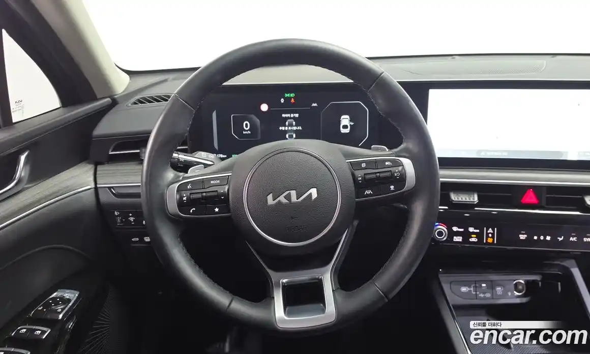 Kia K5 (Optima) 2024 2.0 автомат (гидро), фото 18